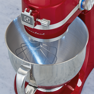 mutfak sefi kirmizi ekm4000 electrolux