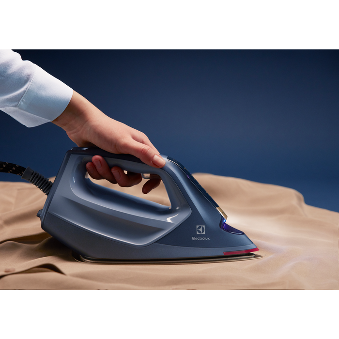 Electrolux - Buhar Kazanlı Ütü - E8ST1-6DBM