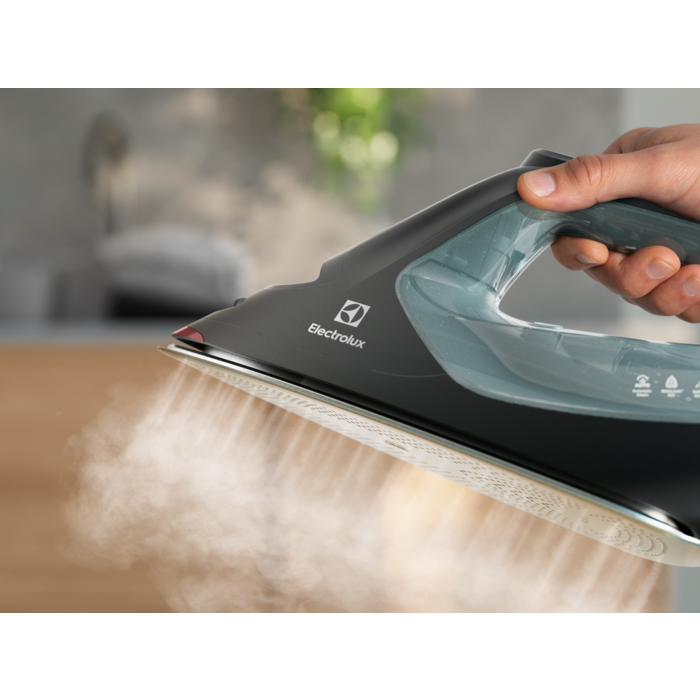 Electrolux - Buharlı Ütü - E8SI2-8OG